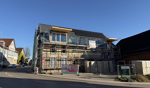 Erstbezug kernsanierte Wohnung 74m2 3-Zimmer Maisonette NEU mit großem Balkon