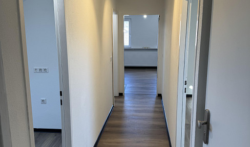 Erstbezug nach Sanierung - 3 Zimmer Wohnung in Limeshain