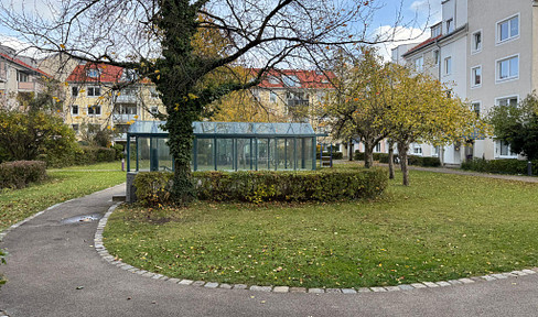 Gute Perspektive! Top 3-Zi-Whg. + Balkon + TG + Aufzug NEU 2022 + Provisionsfrei !