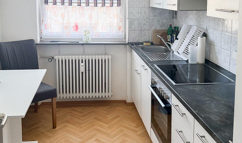 Charmante 3-Zimmer-Wohnung mit Balkon und Einbauküche in Eisenberg – 73 m², ruhig & gepflegt