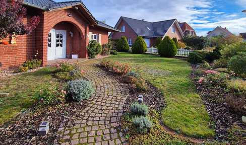 Exklusives Haus in Wolfsburg | Kamin | Teich | WaipuTV | WLAN