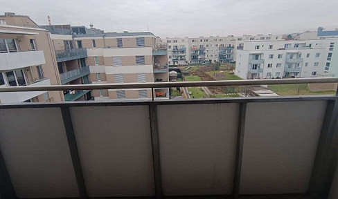 Geräumige 3-Zimmer-Wohnung im Dachgeschoss mit hochwertiger Ausstattung inkl. Klimaanlagen!