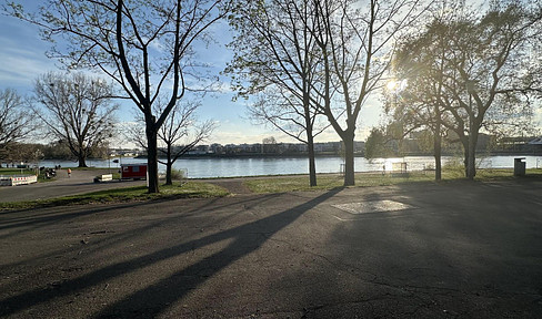 Kapitalanlage, Stephanien Ufer in erster Reihe am Rhein 3-Zimmer, modernisiert