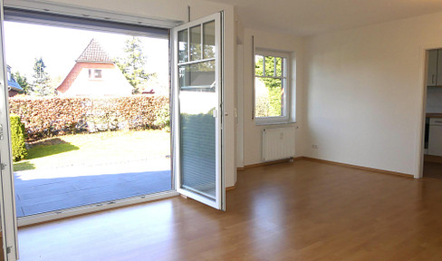 Beautiful 4-room apartment for sale in Hamburg-Meiendorf, with a terrace and a share of the garden!