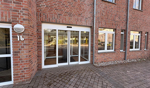 Completely renovated office spaces on the ground floor, with shared facilities, in a desirable location in Geldern.