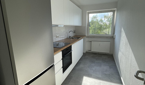 Modern 3-room apartment with balcony & new kitchen – 72 m² in a quiet location in Worms.
