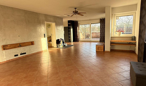 Duplex apartment with south-facing balcony | 132 m² | €185,000.