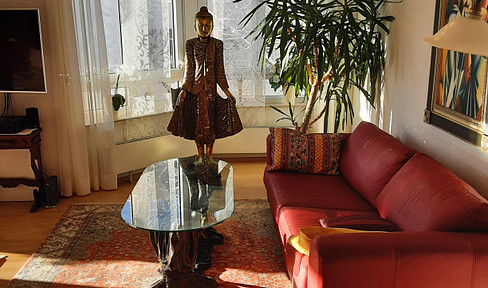 4-room apartment in a 12-unit building, located on a high floor.