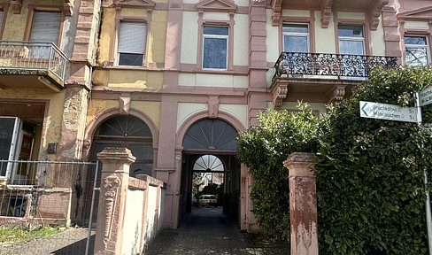 Großzügige 4-Zimmer-Wohnung (108 qm) in Hanau – inkl. Einbauküche & 2 Stellplätzen