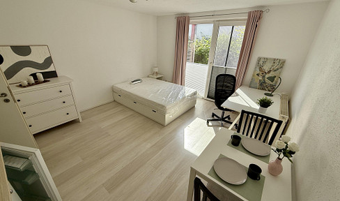 Möbliert wohnen: Zentrale 1-Zimmer-Wohnung mit Terrasse in Lüneburg