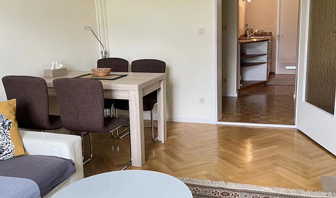 Helle, freundliche möblierte Wohnung in Haidhausen