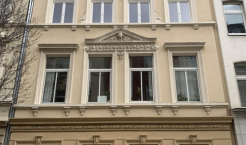 Sanierte Altbauwohnung 4 Zimmer Köln-Kalk Trimbornstrasse