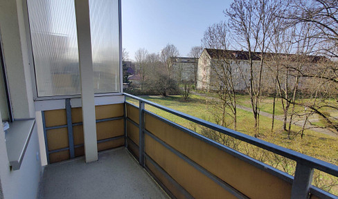 Hochwertig sanierte 3-Zimmer Wohnung, Balkon; Als FeWo und für Expats und Monteure geeignet!!