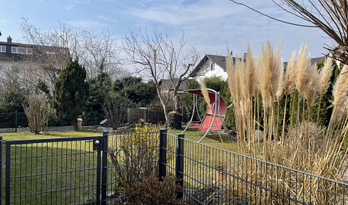 Gepflegtes und modernisiertes Einfamilienhaus mit Wintergarten und Schwedenofen