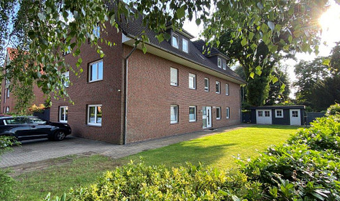 85 square meter ground floor apartment with garden, featuring 3 rooms, a kitchen, a bathroom, and a utility/storage room.