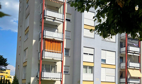Zum Wohlfühlen, 3,5-Zimmer Wohnung mit Balkon in Sindelfingen Nord