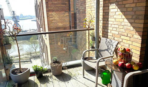 Traumdomizil mit Balkon und Wasserblick bei der Elbphilharmonie!