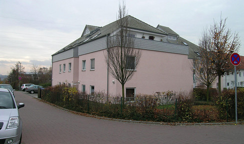 Schöne kleine Dachgeschosswohnung