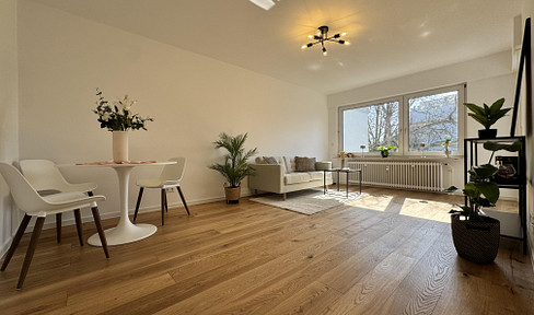 Top renovated 3-room apartment in the best location in Bad Homburg.