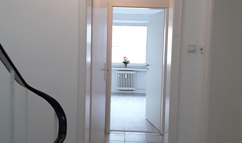 First occupancy in a top-quality studio apartment in a prime location.