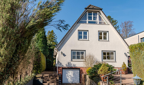 Ein Familienhaus mit großem Garten