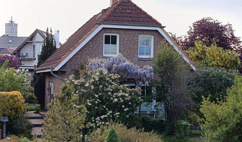 Living in a prime city center location, close to the Baltic Sea.