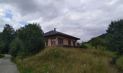 Shell construction, 3 rooms tiled, unobstructed view near Mondsee.