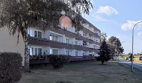 Rented 3-room apartment for sale as an investment property in Nettetal.