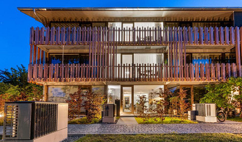 Extravagant designer house in Swiss chalet style – with stunning Lake Constance views - No commission fees.