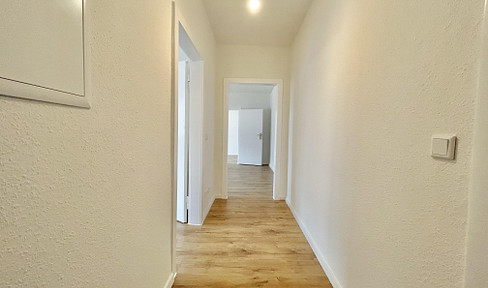 Bright, recently renovated 2.5-room apartment in a quiet location in Rüttenscheid.