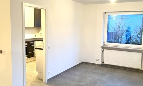 3.5-room apartment, renovated, including fitted kitchen and appliances, available in Kirchheim/Jesingen starting July 26th.