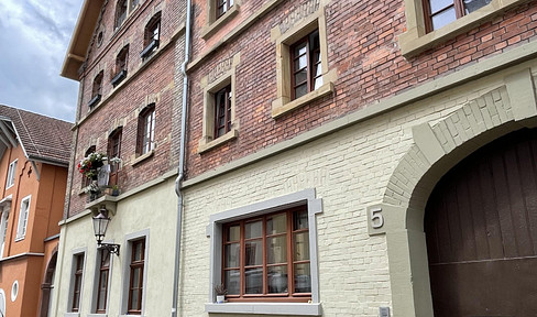3-room apartment in a listed building.