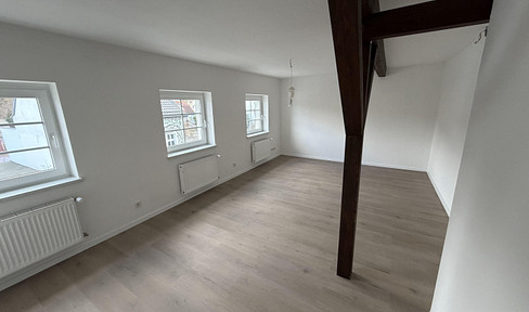 Schöne 3-Raum Dachgeschosswohnung mit zwei Keller und einem Stellplätzen im Herzen von Eberswalde