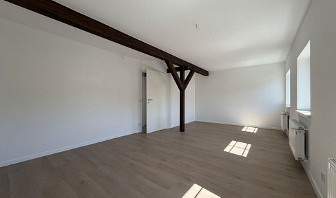 Schöne 3-Raum Dachgeschosswohnung mit zwei Keller und einem Stellplätzen im Herzen von Eberswalde