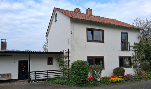 Farm with barn, stable, and 5500 square meters of land. A smallholding, farmhouse.