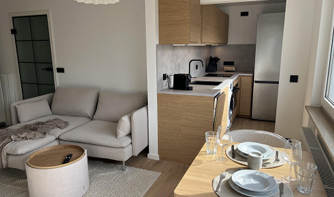 Munich-West: Designer apartment, fully furnished, with garage, swimming pool, sauna, and balcony. All-inclusive.