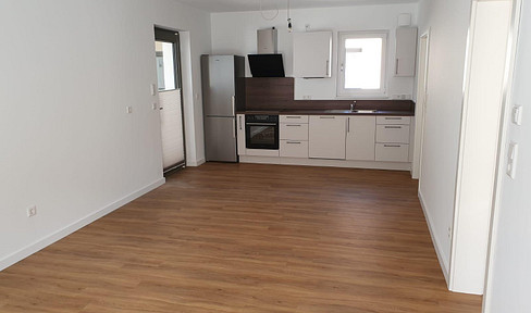 Sehr schöne 2-Zimmer-Wohnung mit Terrasse