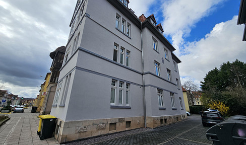 Newly renovated, centrally located 2-room apartment in Erfurt.