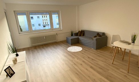 Renovated 3-room apartment in the Klieversberg area, located on the 1st floor.