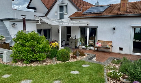 Modernes Zuhause in idyllischer Lage zum Sofort-Einziehen - nur 30 Min. von Karlsruhe entfernt!