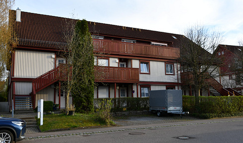 Sunny maisonette apartment in Vaihingen-Kleinglattbach – living space spread across two levels.