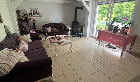 Mehrfamilienhaus mit Einliegerwohnung