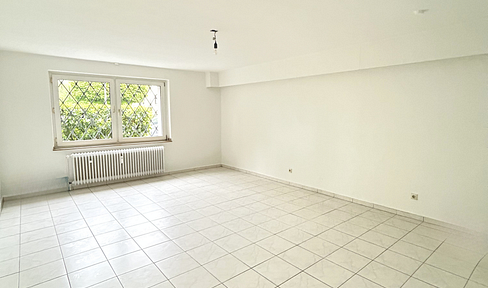Charmante Souterrain-Wohnung mit viel Ruhe und Stauraum
