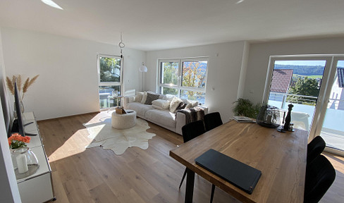 Moderne 3,5-Zimmer Wohnung in Aalen Hüttfeld | Neubau | mit Süd-Balkon + Einbauküche + PKW