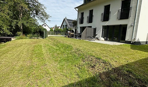 Single-family house / Semi-detached house / Family home.