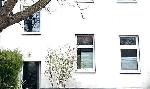 No commission, no reference fee: 2-room apartment in Berlin-Köpenick.