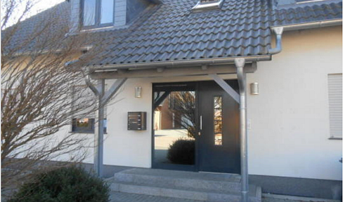 3-room maisonette apartment in a protected natural area, with 2 parking spaces.