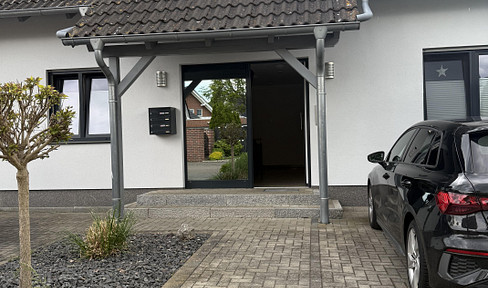 3-room maisonette apartment in a protected natural area, with 2 parking spaces.