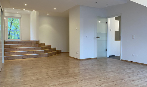 Helle, großzügige 4-Zi. Wohnung in ruhiger Lage von Frankfurt-Niederrad