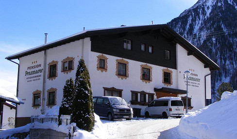 Bed and breakfast with a private apartment, located near Kühtai (Austria's highest ski resort).